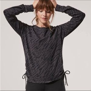 Pact Zebra Cinch Size Pullover L